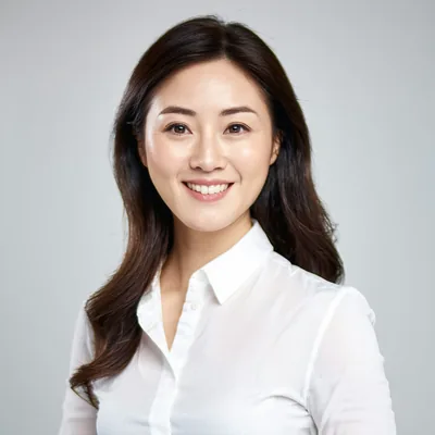 Maya Chen, Head of Product at DataLynxr